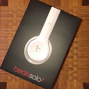 Great Condition: Beats Solo2